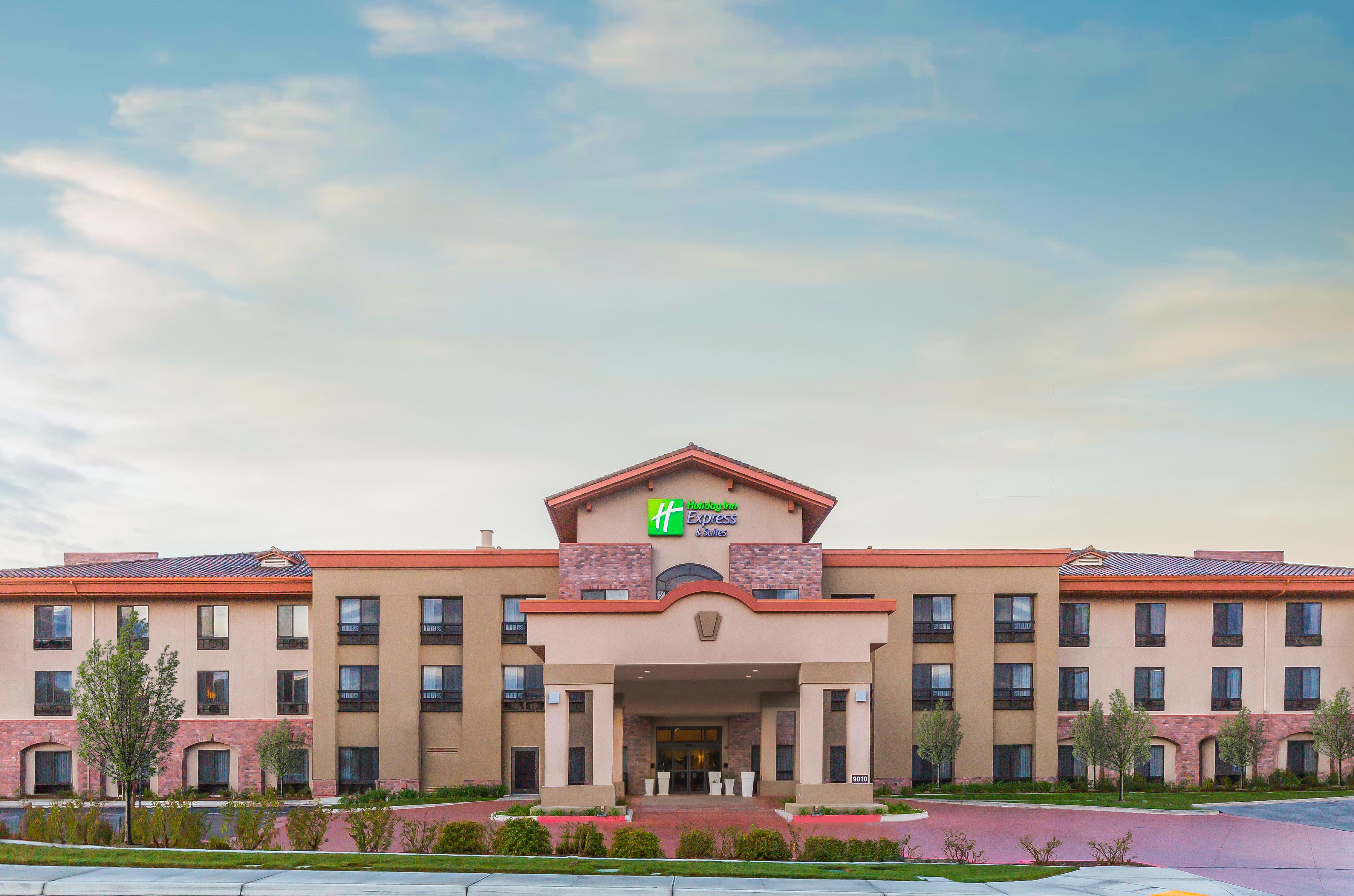 Holiday Inn Express Hotel & Suites Atascadero By Ihg Exterior foto
