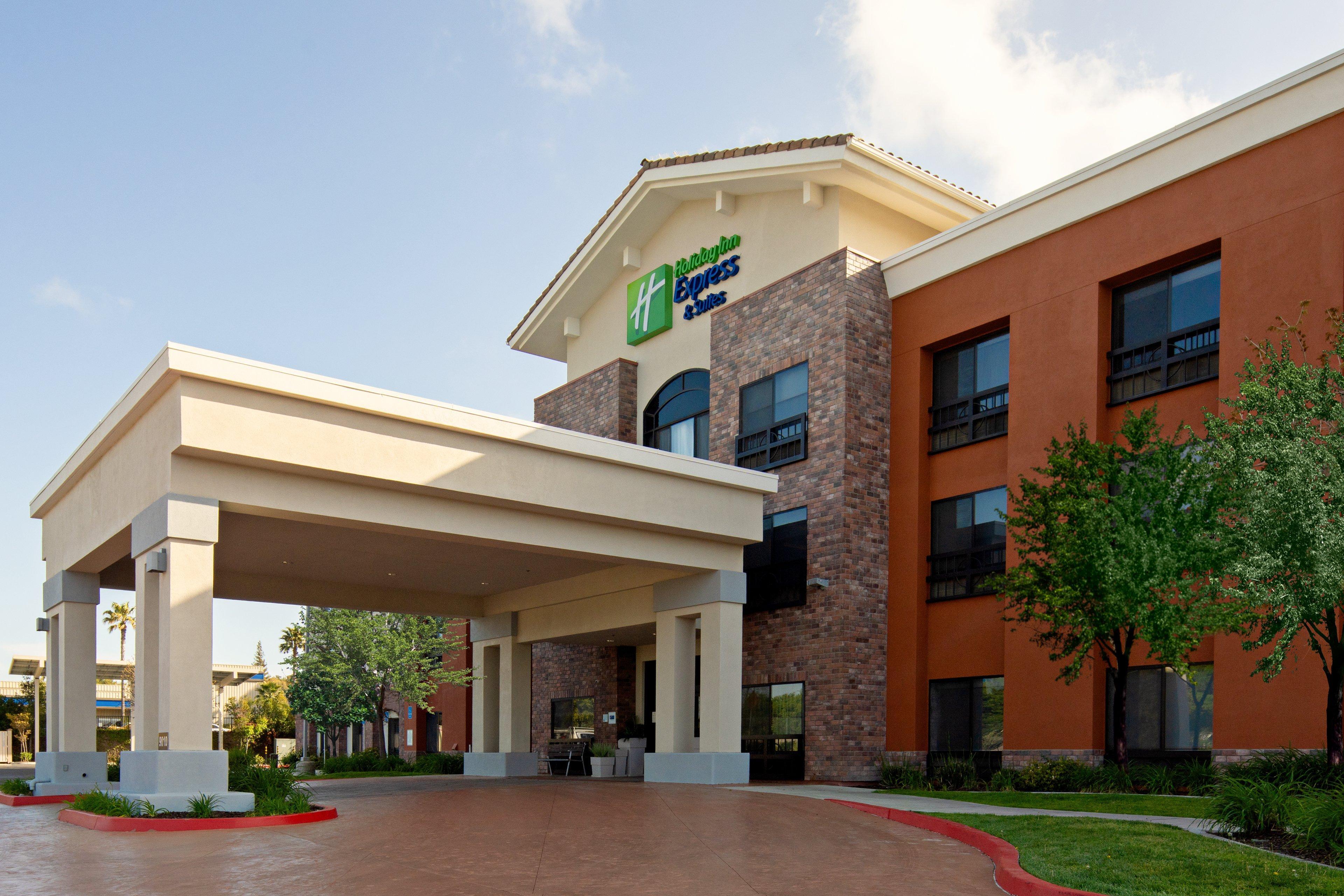 Holiday Inn Express Hotel & Suites Atascadero By Ihg Exterior foto