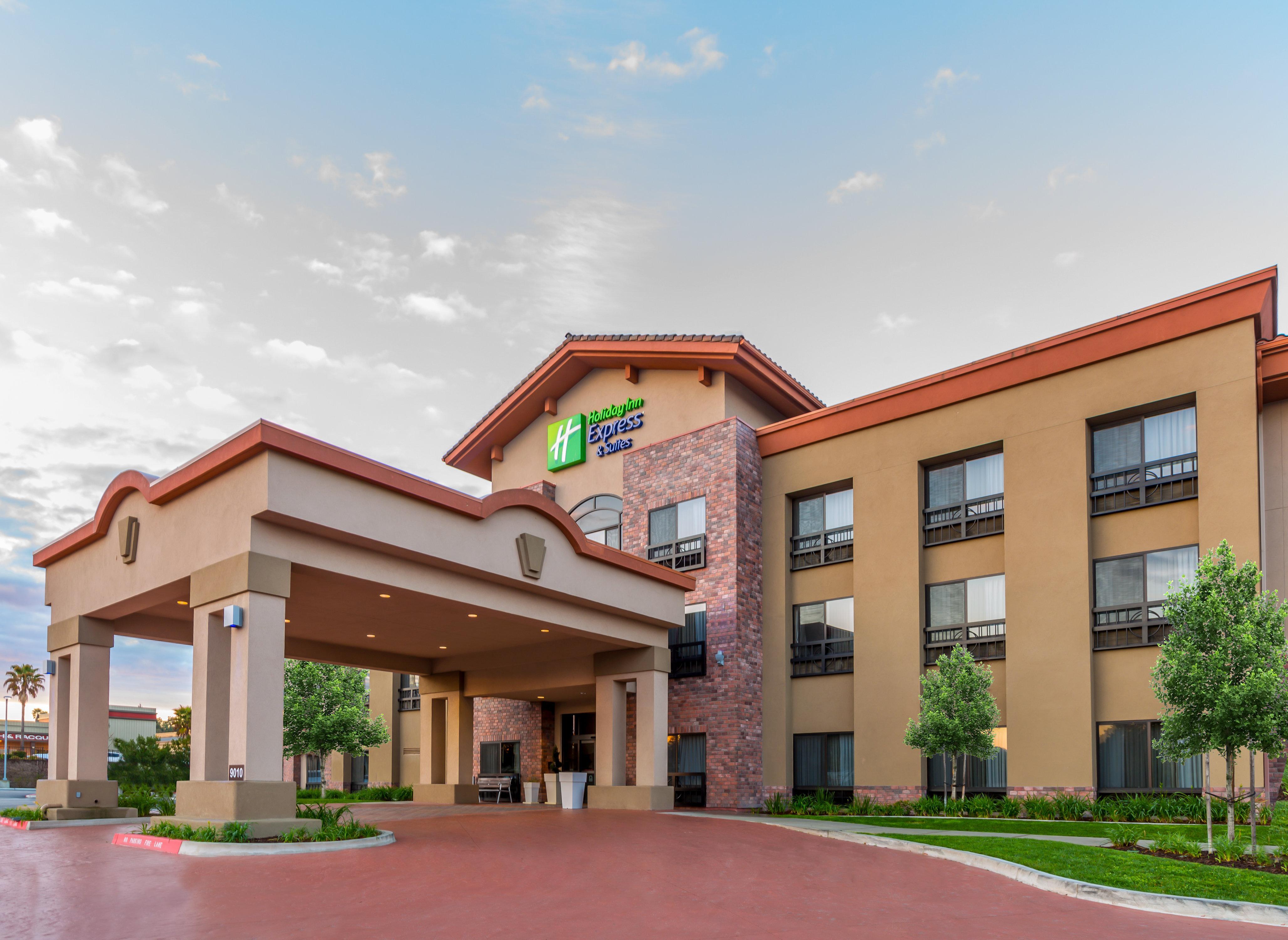 Holiday Inn Express Hotel & Suites Atascadero By Ihg Exterior foto
