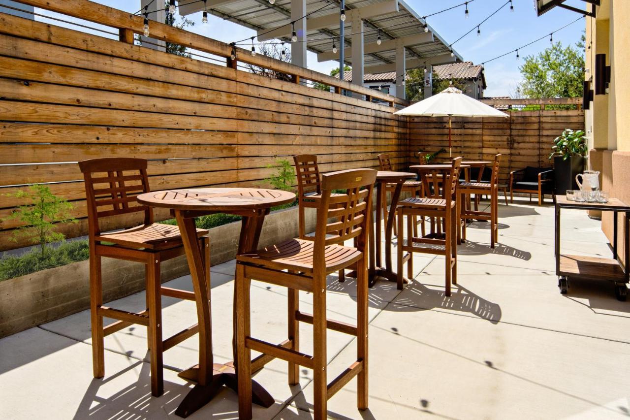 Holiday Inn Express Hotel & Suites Atascadero By Ihg Exterior foto